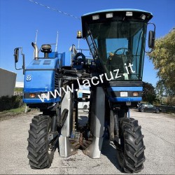 VENDIMIADORA AUTOPROPULSADA NEW HOLLAND SB65 – V126